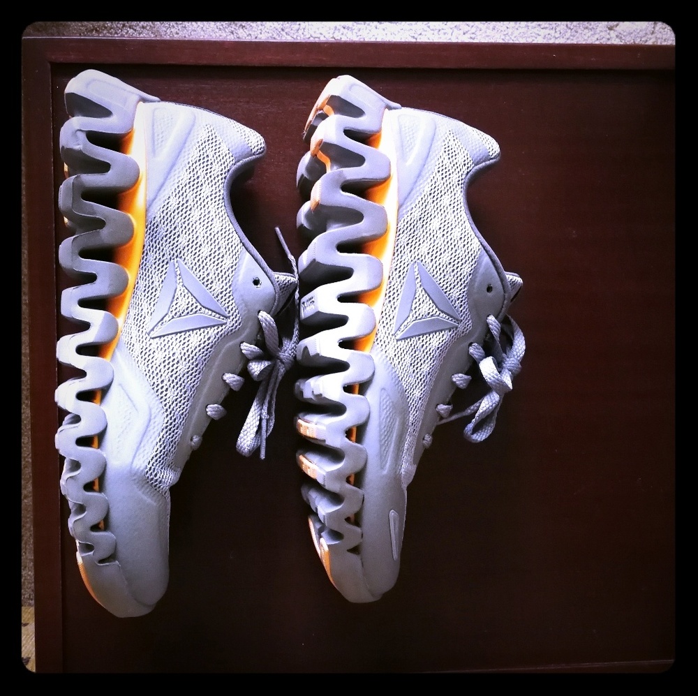Reebok 7.5 Zigtech